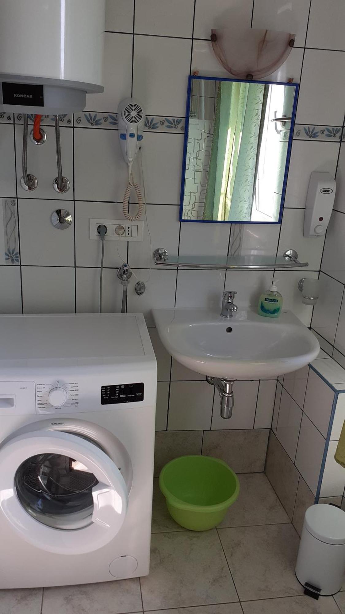 Kuca - Krcina Lägenhet Cres Exteriör bild